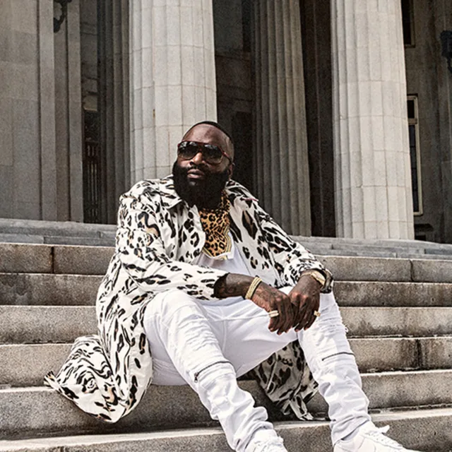 Rick Ross a expliqué pourquoi il n'a pas participé à la prestation de Jay-Z au Yankee… — revue de presse