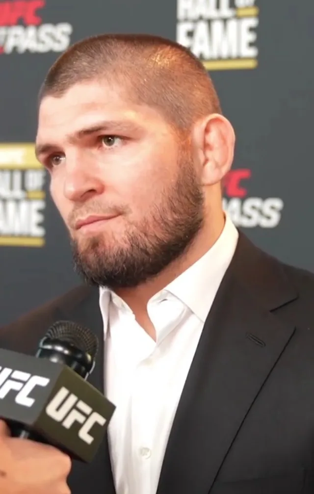 Jake Paul réplique aux accusations selon lesquelles Khabib Nurmagomedov lui aurait arraché la… — revue de presse